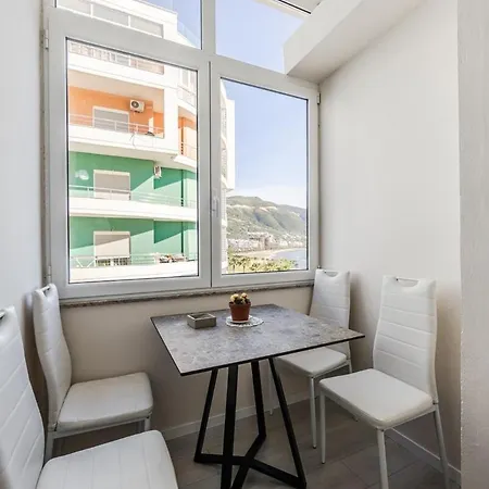 Apartment Beachfront - Near &