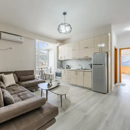 Beachfront - Near & Apartment *